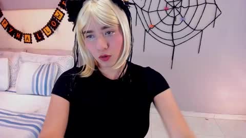 Maia online show from October 27, 2025, 12:20 pm