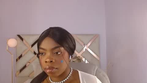 Snapshot of maiacharris_ chatting on June 25, 2026, 12:09 pm Maia Charris online show from June 25, 2026, 12:09 pm
