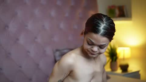 Snapshot of maiamini chatting on May 31, 2026, 8:54 pm Maia online show from May 31, 2026, 8:54 pm