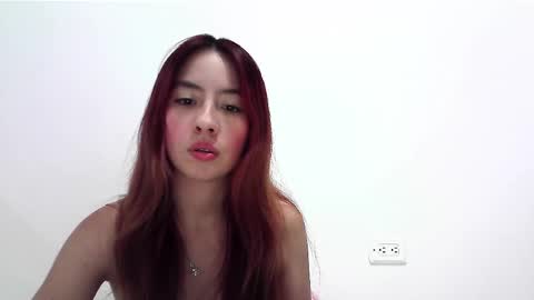 Snapshot of maiarosse_ chatting on January 9, 2025, 3:15 am MaiaRosse online show from January 9, 2025, 3:15 am