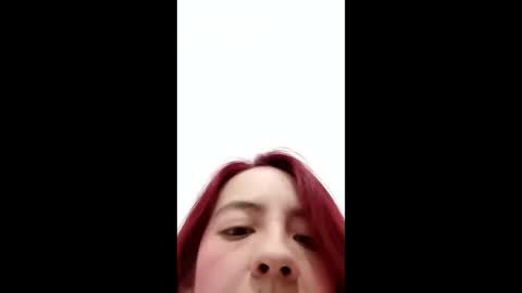 Snapshot of maiarosse_ chatting on February 24, 2025, 4:27 am MaiaRosse online show from February 24, 2025, 4:27 am