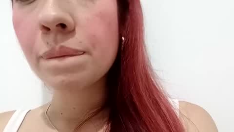 Snapshot of maiarosse_ chatting on February 28, 2025, 4:43 am MaiaRosse online show from February 28, 2025, 4:43 am