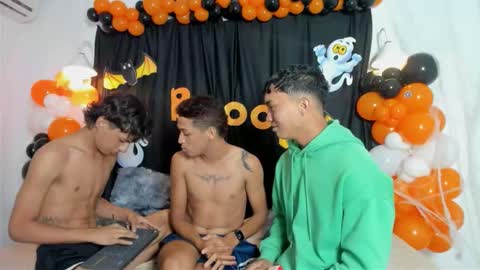 Snapshot of maicol_cum23 chatting on October 11, 2025, 9:13 pm maicol_cum23 online show from October 11, 2025, 9:13 pm