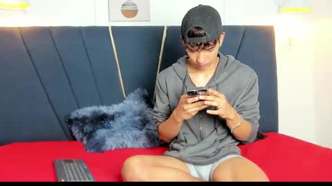 maicol_cum23 online show from January 19, 2026, 1:42 am