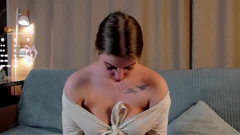 Lucy online show from February 27, 2025, 1:38 pm