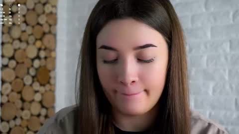 Lucy online show from February 10, 2026, 2:04 am