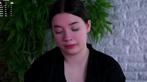 Lucy online show from May 1, 2026, 2:27 am