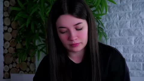 Lucy online show from May 1, 2026, 10:36 pm
