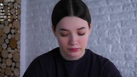 Lucy online show from May 26, 2026, 2:18 am