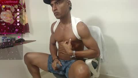 Snapshot of maik_alen chatting on June 9, 2026, 4:40 pm . Maik Alen . online show from June 9, 2026, 4:40 pm