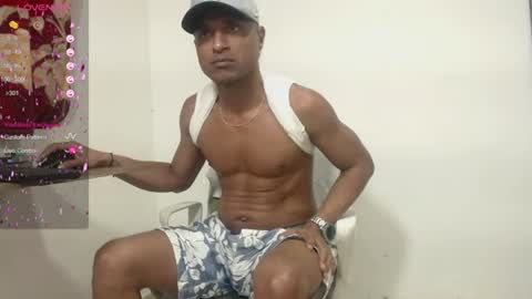Snapshot of maik_alen chatting on June 10, 2026, 3:44 pm . Maik Alen . online show from June 10, 2026, 3:44 pm