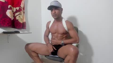 Snapshot of maik_alen chatting on June 16, 2026, 11:18 pm . Maik Alen . online show from June 16, 2026, 11:18 pm
