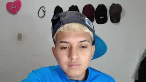 Snapshot of maikjameshot chatting on November 24, 2025, 4:34 am maikjameshot online show from November 24, 2025, 4:34 am