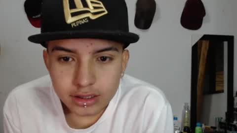 Snapshot of maikjameshot chatting on December 5, 2025, 4:32 am maikjameshot online show from December 5, 2025, 4:32 am