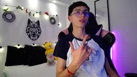 Snapshot of maiky_cooper chatting on February 20, 2025, 5:33 am Maiky Cooper online show from February 20, 2025, 5:33 am