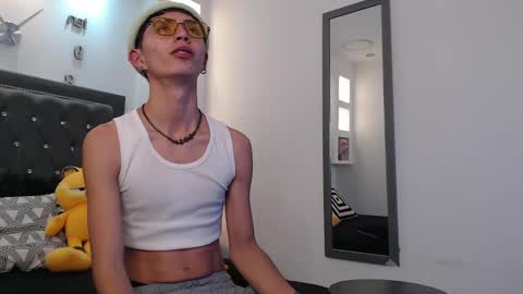 Snapshot of maiky_cooper chatting on March 6, 2025, 4:41 am Maiky Cooper online show from March 6, 2025, 4:41 am