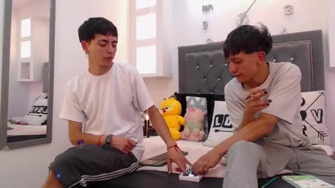 Snapshot of maiky_cooper chatting on March 8, 2025, 8:33 am Maiky Cooper online show from March 8, 2025, 8:33 am