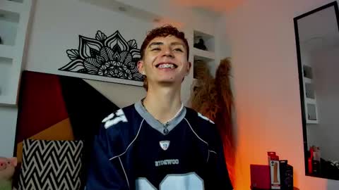 Snapshot of maiky_cooper chatting on November 25, 2025, 8:20 pm Maiky Cooper online show from November 25, 2025, 8:20 pm