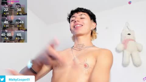 maiky_cooper01 online show from May 17, 2026, 8:27 pm