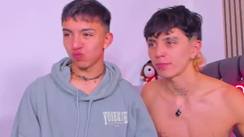 maiky_cooper01 online show from May 30, 2026, 4:53 am