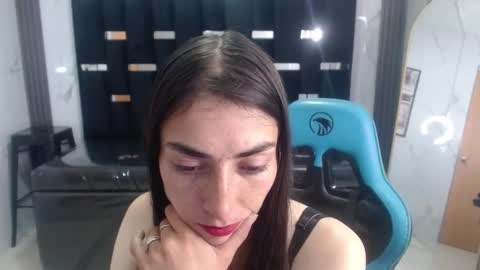 Snapshot of maily_a_ chatting on October 7, 2025, 2:53 am Maily online show from October 7, 2025, 2:53 am