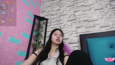  MAILY CAN  online show from October 10, 2025, 12:59 pm