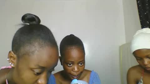 maira luv1 online show from March 7, 2026, 9:23 pm