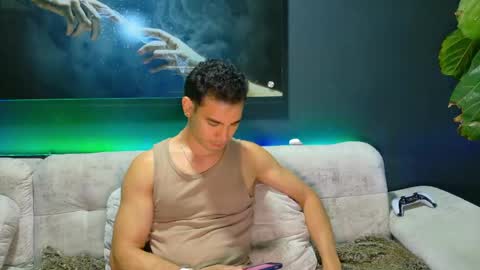 Bastian Arslan online show from June 3, 2026, 12:46 am