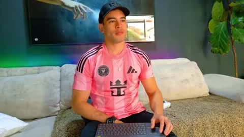 Bastian Arslan online show from June 6, 2026, 2:11 pm