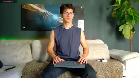 Bastian Arslan online show from June 23, 2026, 2:48 pm