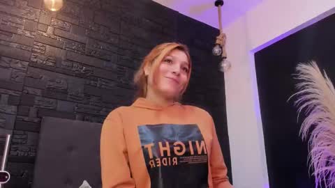 Snapshot of maite_smith69 chatting on November 6, 2025, 1:45 pm maite_smith69 online show from November 6, 2025, 1:45 pm