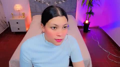 MAITE STONE1 online show from January 13, 2026, 3:23 am