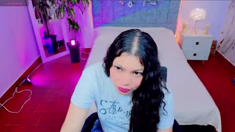 MAITE STONE1 online show from February 18, 2026, 3:24 am