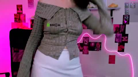 Snapshot of maja_beautiful chatting on May 20, 2026, 9:15 am your dream online show from May 20, 2026, 9:15 am