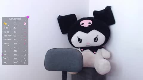 Snapshot of maja_bloom chatting on November 7, 2025, 3:45 pm Maja online show from November 7, 2025, 3:45 pm