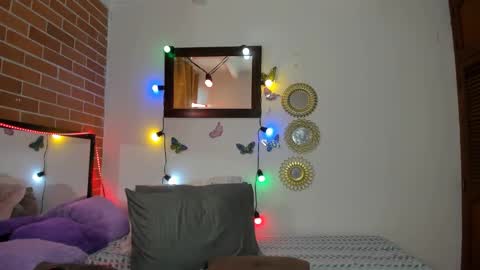 Snapshot of maja_hills chatting on February 12, 2025, 6:09 pm maja_hills online show from February 12, 2025, 6:09 pm