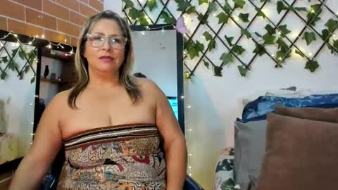 Snapshot of maja_hills chatting on March 4, 2025, 8:49 pm maja_hills online show from March 4, 2025, 8:49 pm