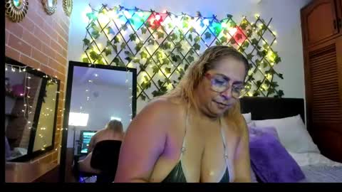 Snapshot of maja_hills chatting on October 7, 2025, 10:07 pm maja_hills online show from October 7, 2025, 10:07 pm