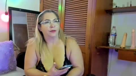 Snapshot of maja_hills chatting on November 12, 2025, 3:07 am maja_hills online show from November 12, 2025, 3:07 am