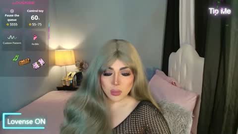 majestydannaxx online show from December 14, 2025, 3:56 am