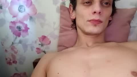 Snapshot of majlosustik chatting on December 5, 2024, 8:11 am majlosustik online show from December 5, 2024, 8:11 am