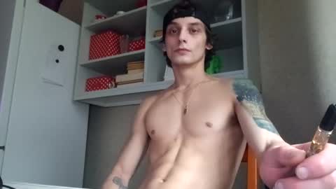 Snapshot of majlosustik chatting on January 28, 2025, 8:47 am majlosustik online show from January 28, 2025, 8:47 am