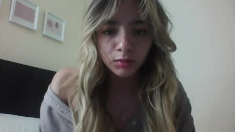 majo_gomezz online show from March 8, 2026, 12:08 am