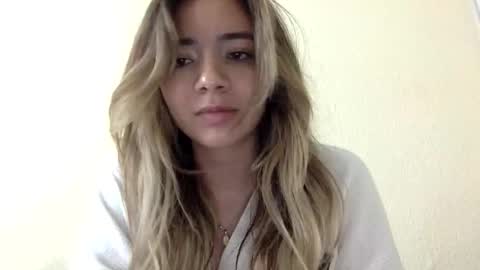 Snapshot of majo_gomezz chatting on May 11, 2026, 4:07 am majo_gomezz online show from May 11, 2026, 4:07 am