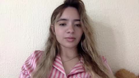 Snapshot of majo_gomezz chatting on May 14, 2026, 3:02 am majo_gomezz online show from May 14, 2026, 3:02 am