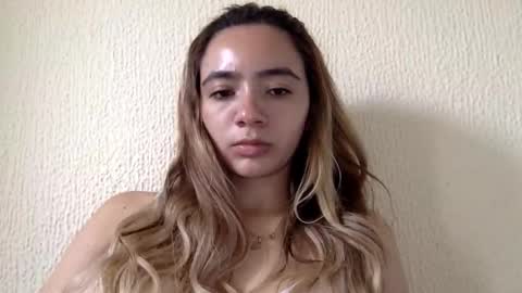 Snapshot of majo_gomezz chatting on June 4, 2026, 4:24 pm majo_gomezz online show from June 4, 2026, 4:24 pm