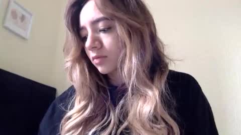 Snapshot of majo_gomezz chatting on June 5, 2026, 5:07 pm majo_gomezz online show from June 5, 2026, 5:07 pm