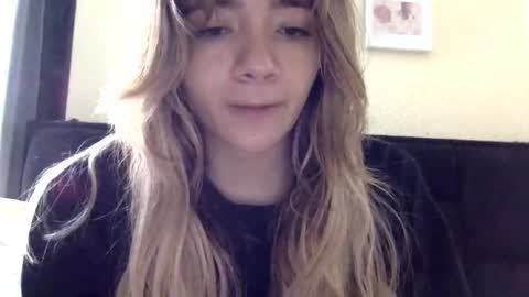 Snapshot of majo_gomezz chatting on June 9, 2026, 4:02 am majo_gomezz online show from June 9, 2026, 4:02 am
