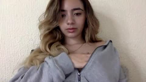 majo_gomezz online show from July 14, 2026, 2:05 am