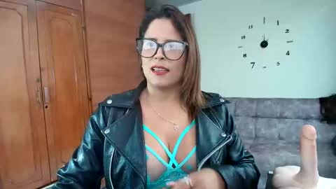 Snapshot of majo_soussa chatting on May 19, 2026, 3:07 pm Majo Soussa online show from May 19, 2026, 3:07 pm